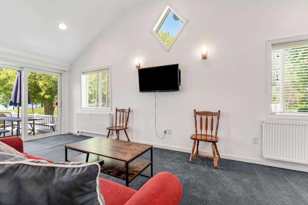 Photo of Livingroom in Neshobe Beach