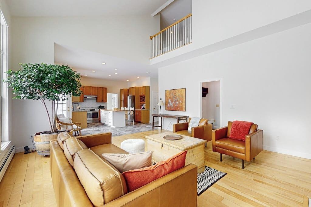 Photo of Livingroom in South Burlington