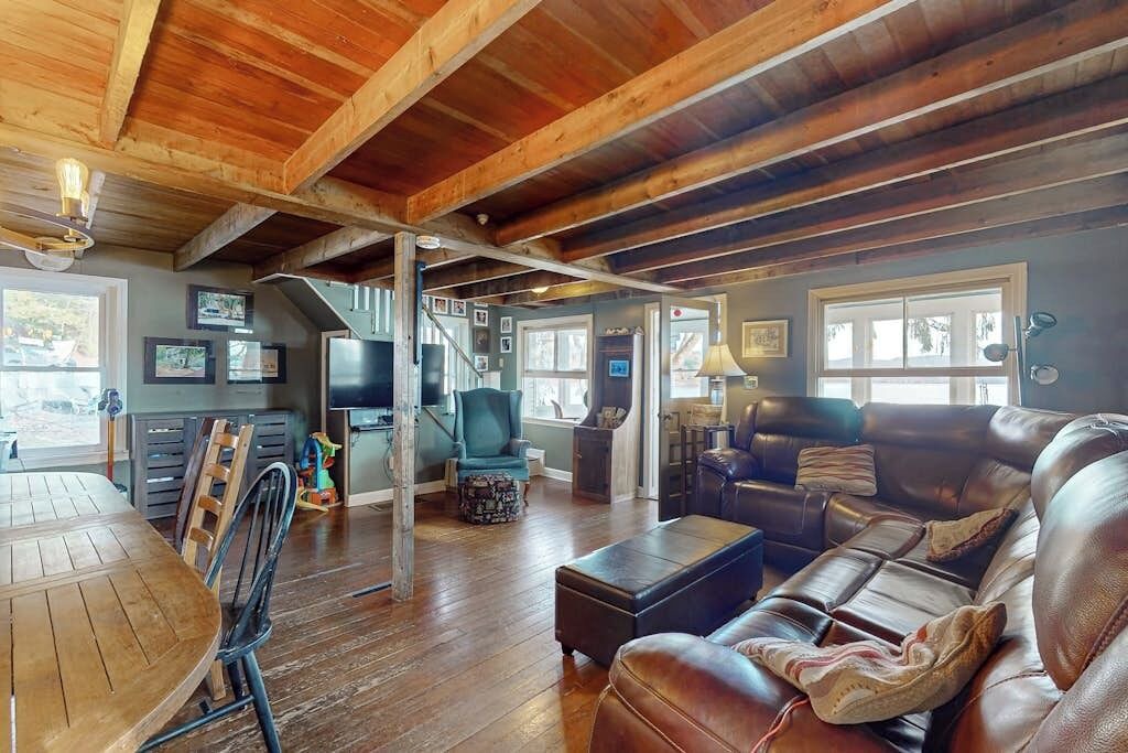 Photo of Livingroom in Fair Haven