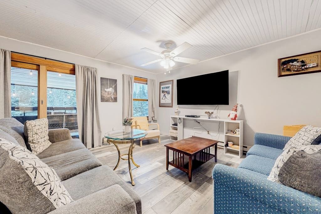 Photo of Livingroom in Mendon