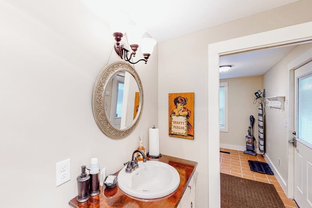 Photo of Bathroom in East Wallingford