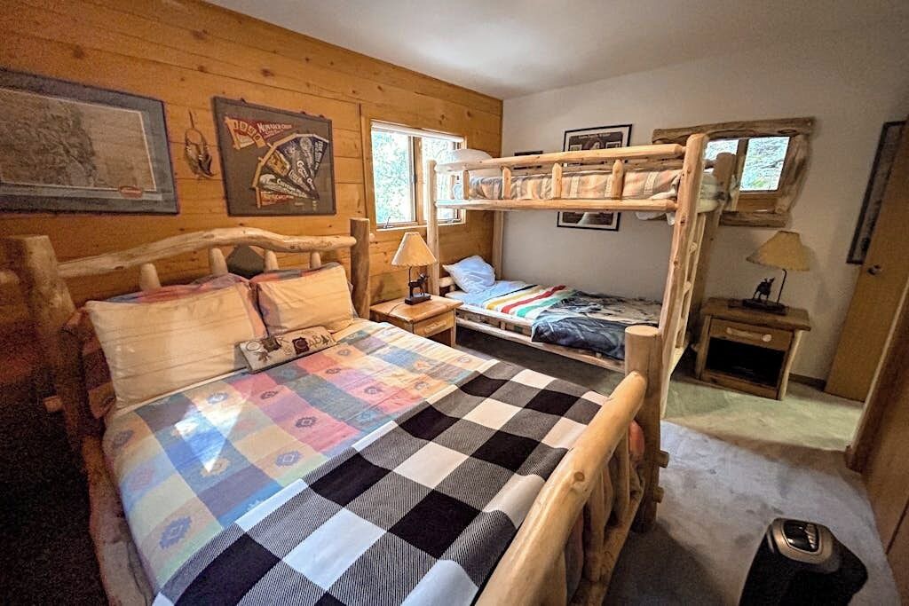 Photo of Bedroom in Almont