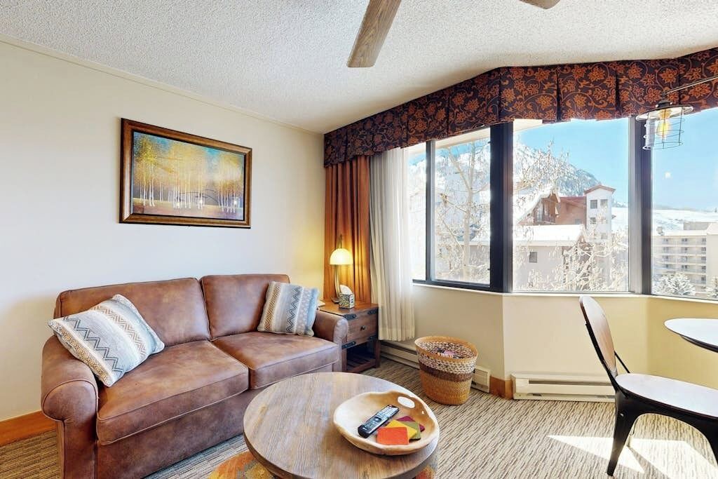 Photo of Livingroom in Mount Crested Butte