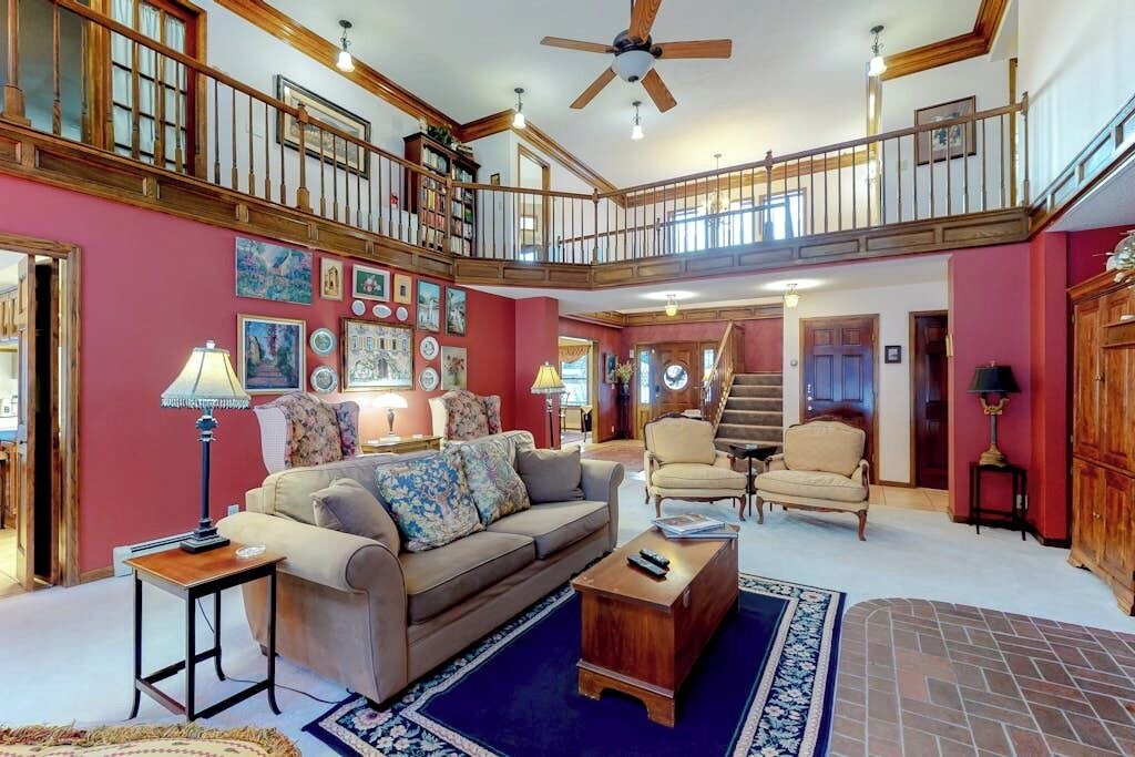 Photo of Livingroom in South Fork