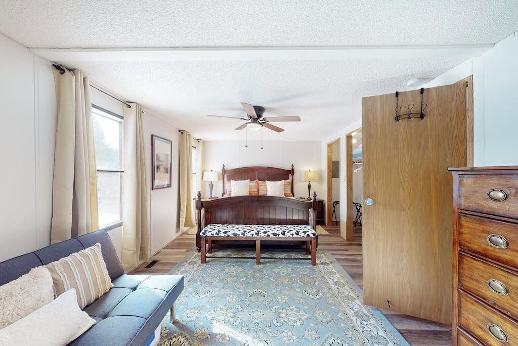Photo of Livingroom in Alpine Village