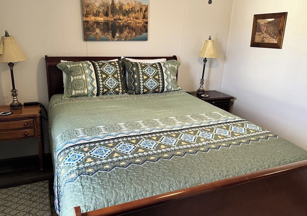 Photo of Bedroom in Alpine Village