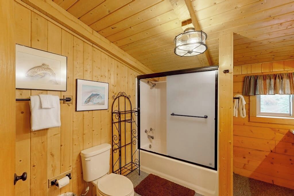Photo of Bathroom in South Fork