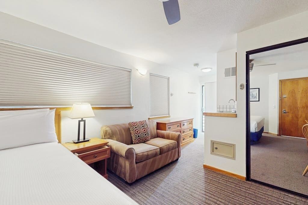 Photo of Bedroom in West End