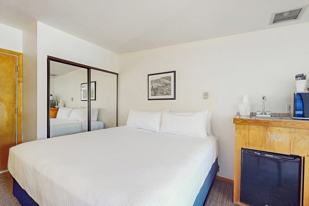 Photo of Bedroom in West End