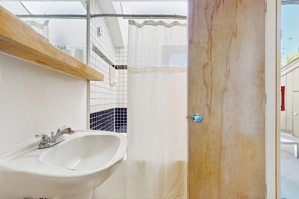 Photo of Bathroom in West End