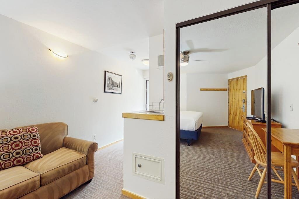 Photo of Bedroom in West End