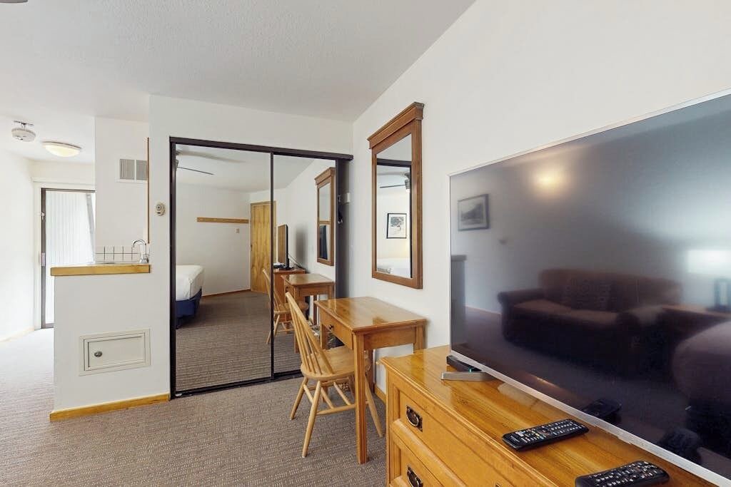 Photo of Bedroom in West End