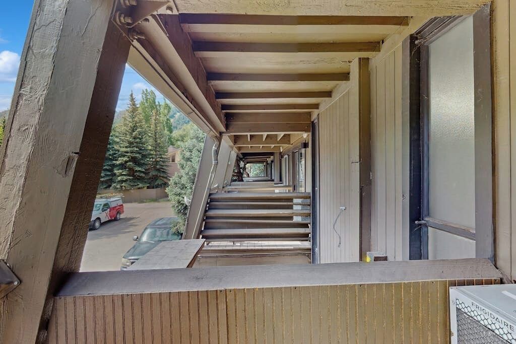 Photo of Outdoor in West End