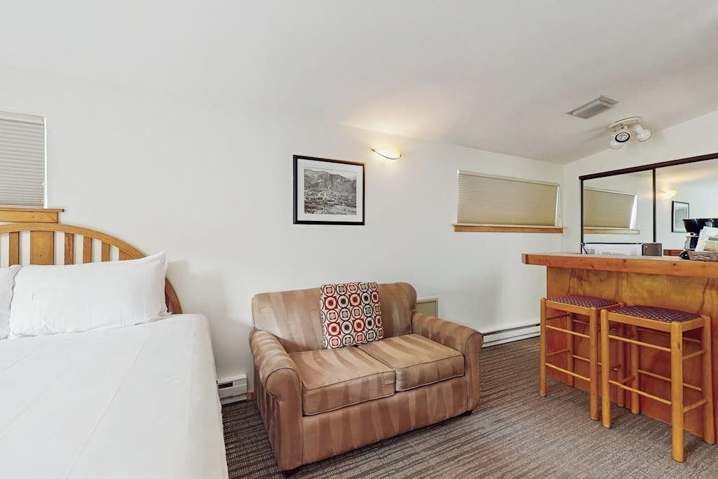 Photo of Bedroom in West End