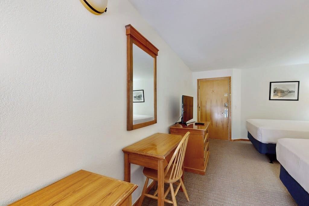 Photo of Bedroom in West End