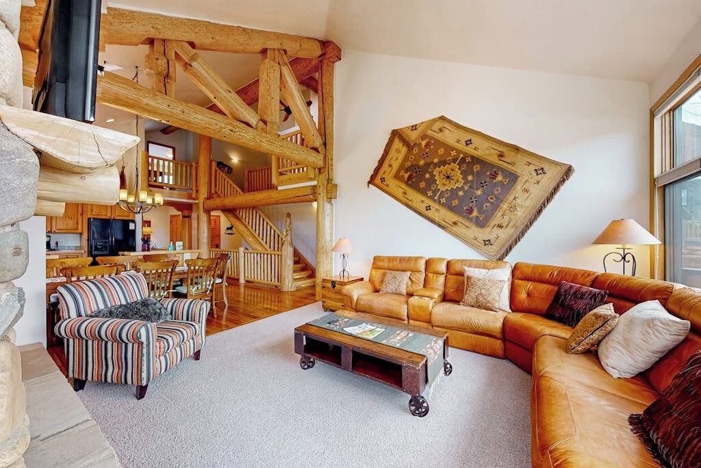 Photo of Livingroom in Fraser
