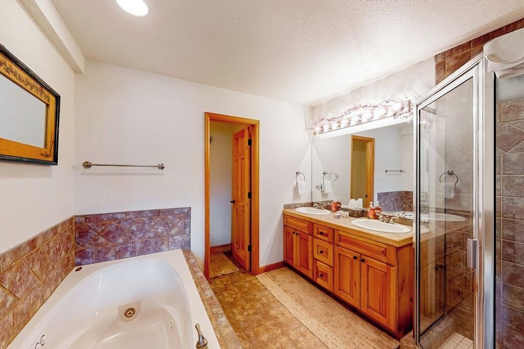 Photo of Bathroom in Fraser
