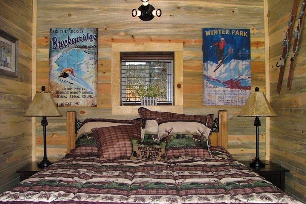 Photo of Bedroom in South Fork