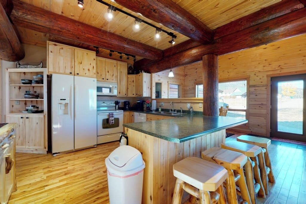 Photo of Kitchen in South Fork