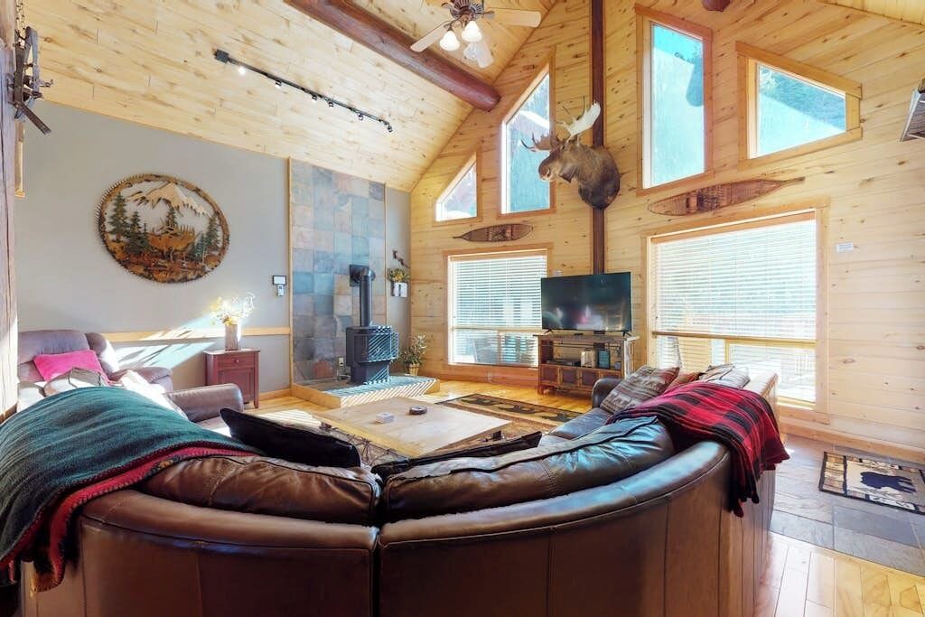 Photo of Livingroom in South Fork