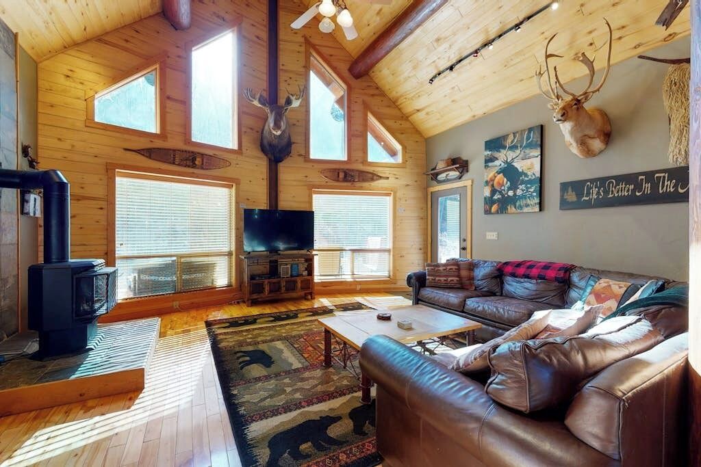 Photo of Livingroom in South Fork