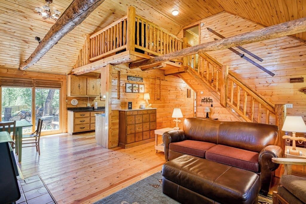 Photo of Livingroom in South Fork