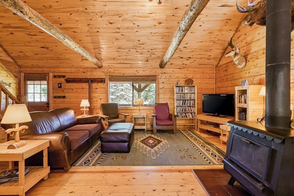 Photo of Livingroom in South Fork