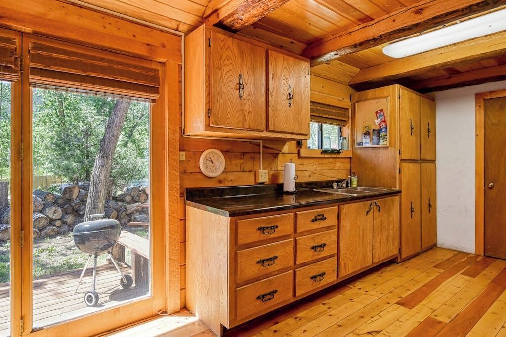 Photo of Kitchen in South Fork