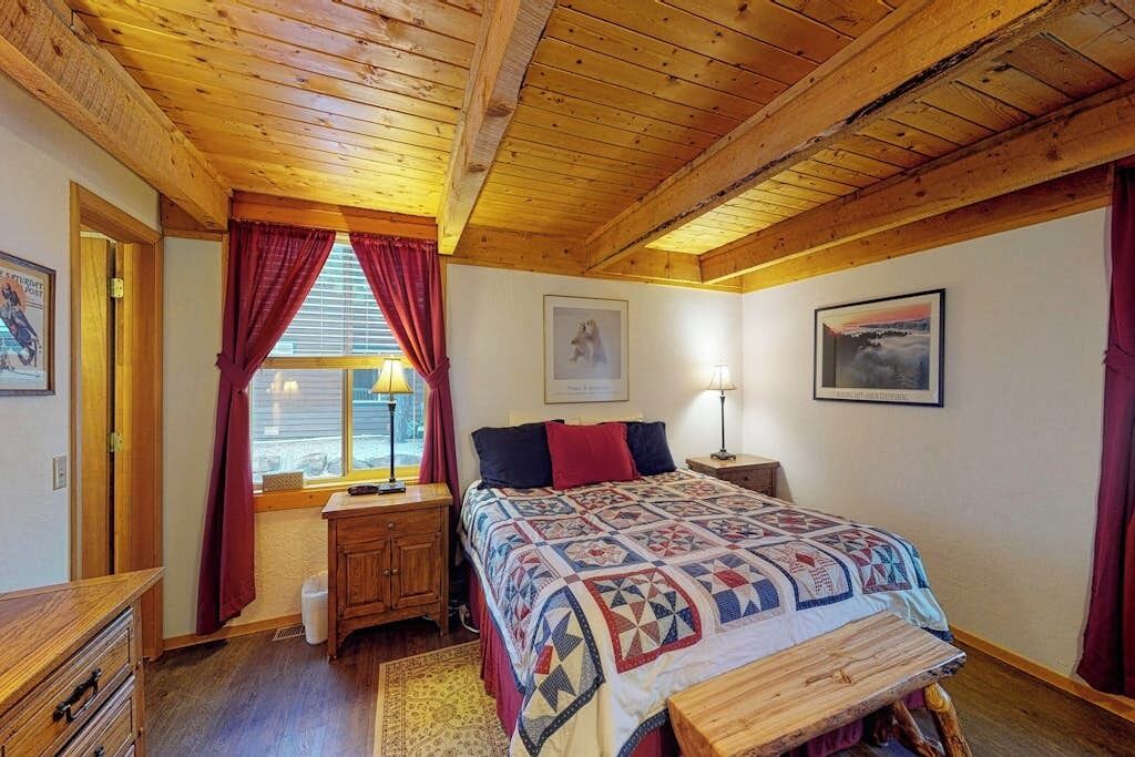 Photo of Bedroom in Pagosa Springs