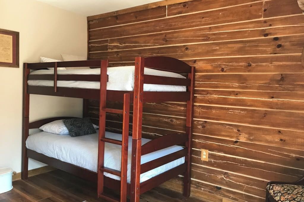 Photo of Bedroom in Alpine Village