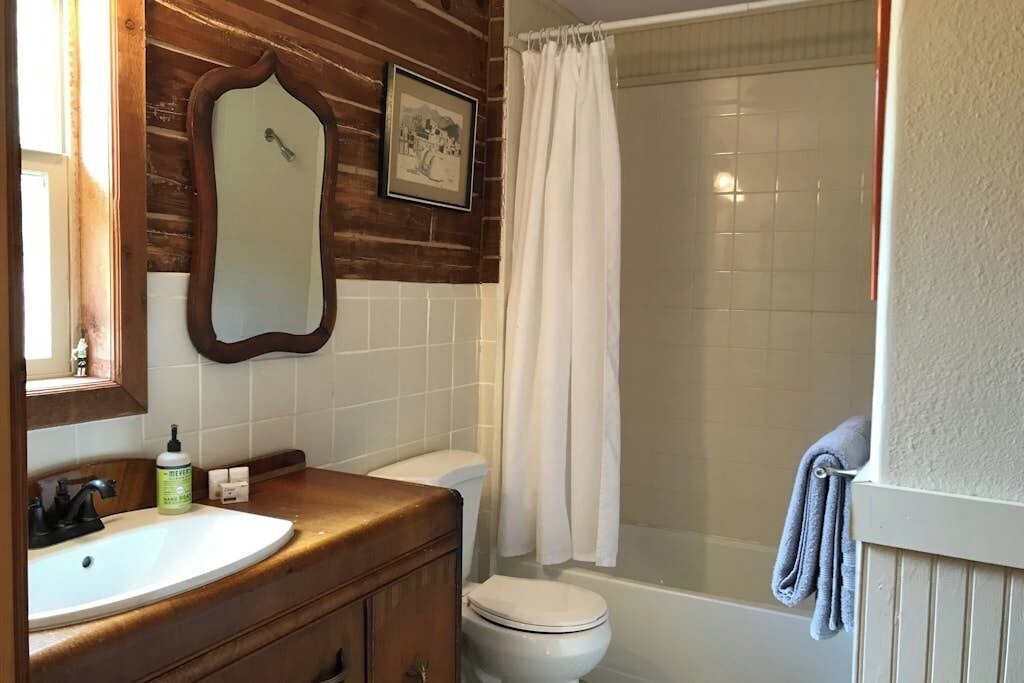 Photo of Bathroom in Alpine Village
