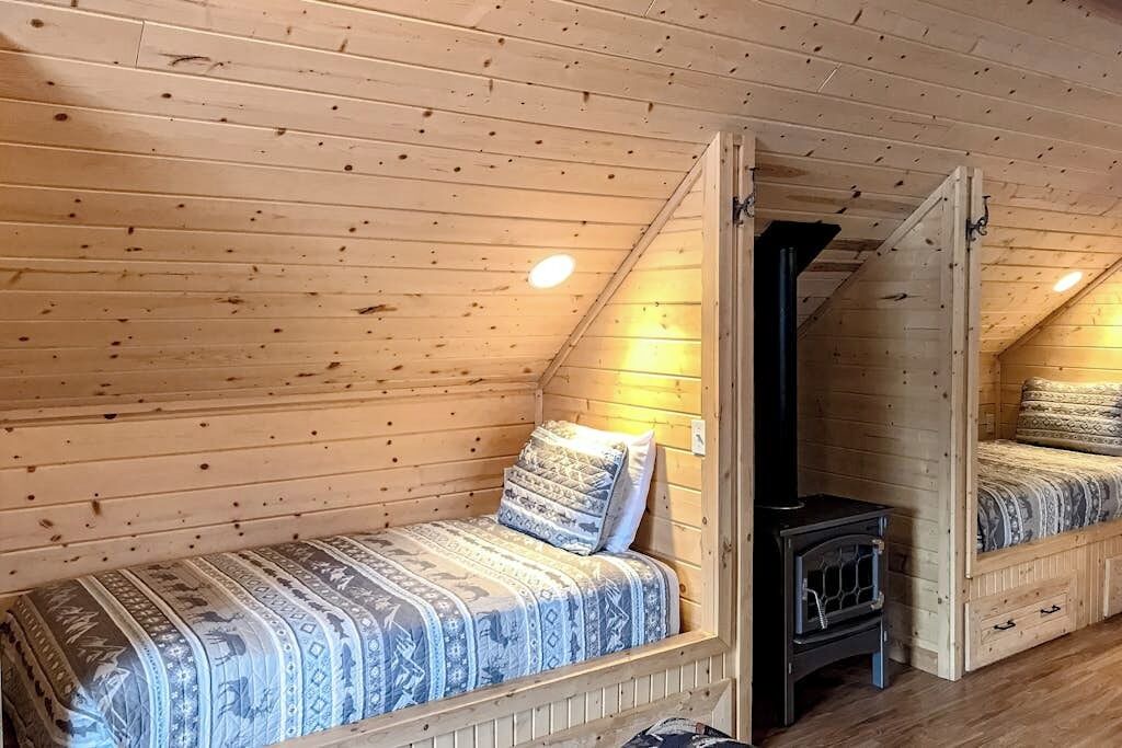 Photo of Bedroom in South Fork