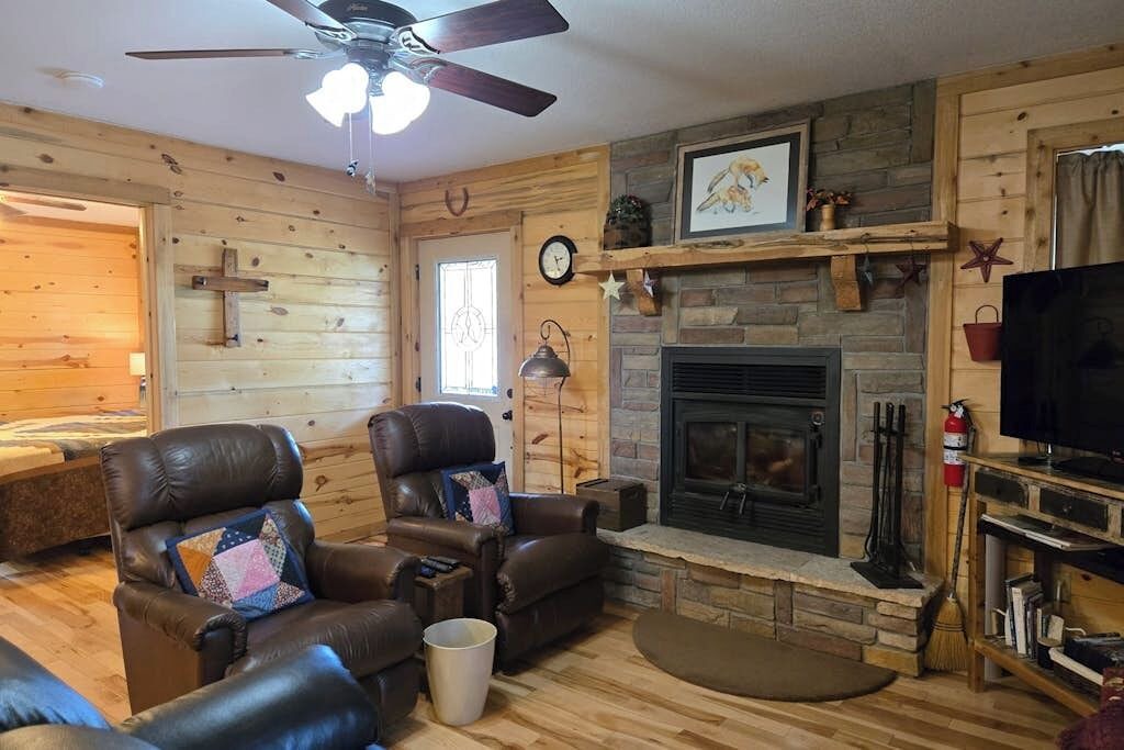 Photo of Livingroom in Alpine Village