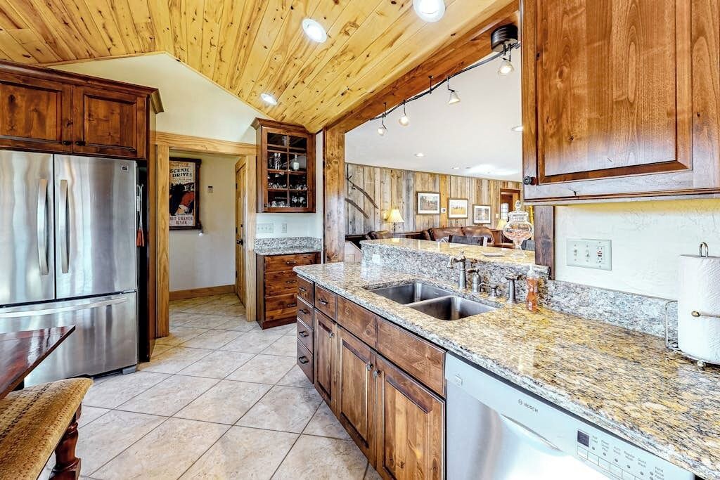 Photo of Kitchen in South Fork