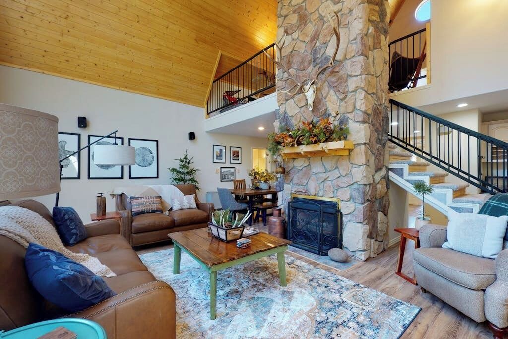 Photo of Livingroom in South Fork