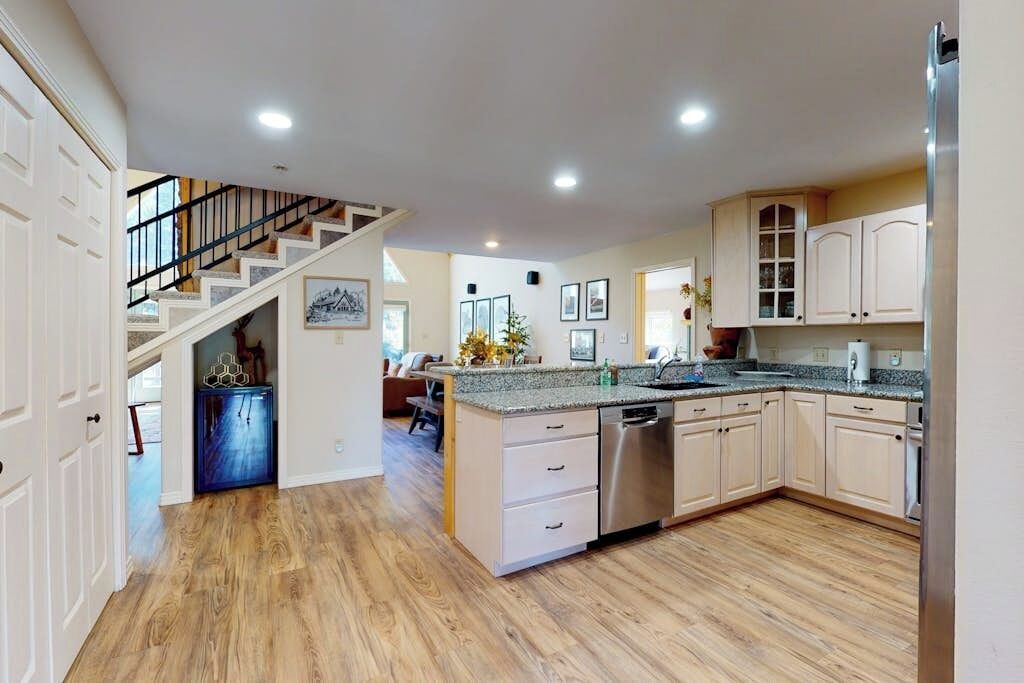 Photo of Kitchen in South Fork