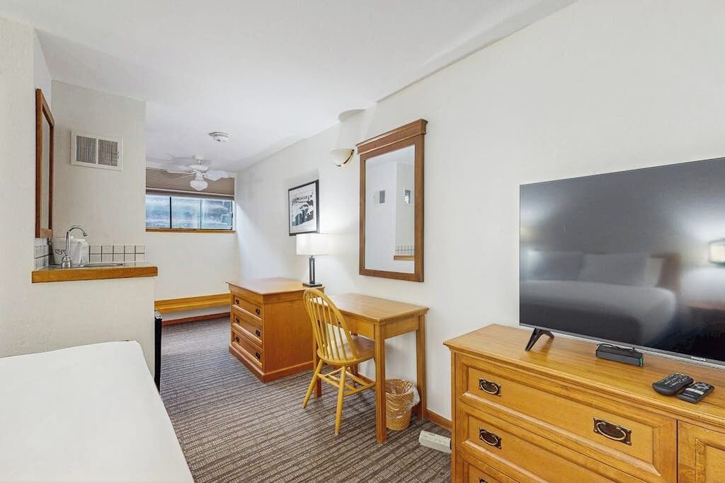 Photo of Bedroom in West End
