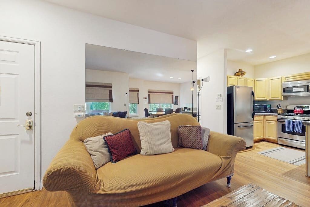 Photo of Livingroom in Basalt