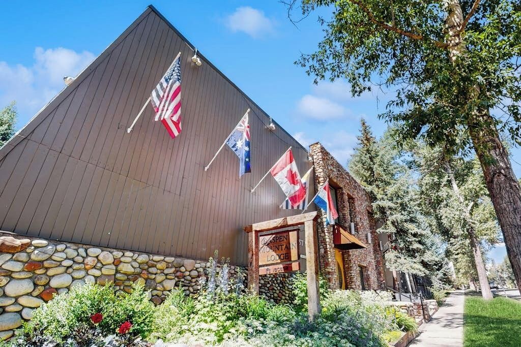 Photo of Outdoor in West End