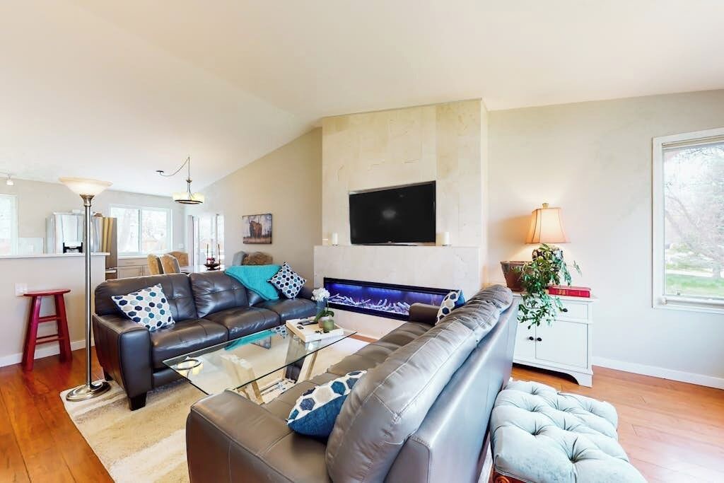 Photo of Livingroom in Carbondale