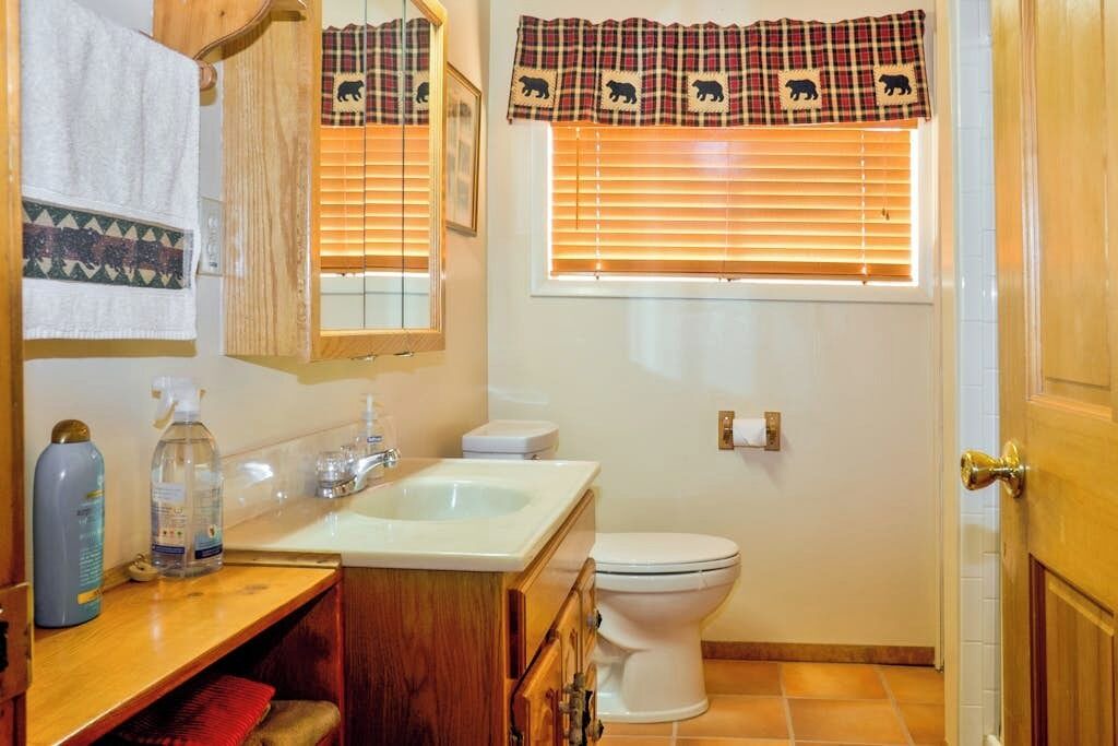 Photo of Bathroom in Alpine Village