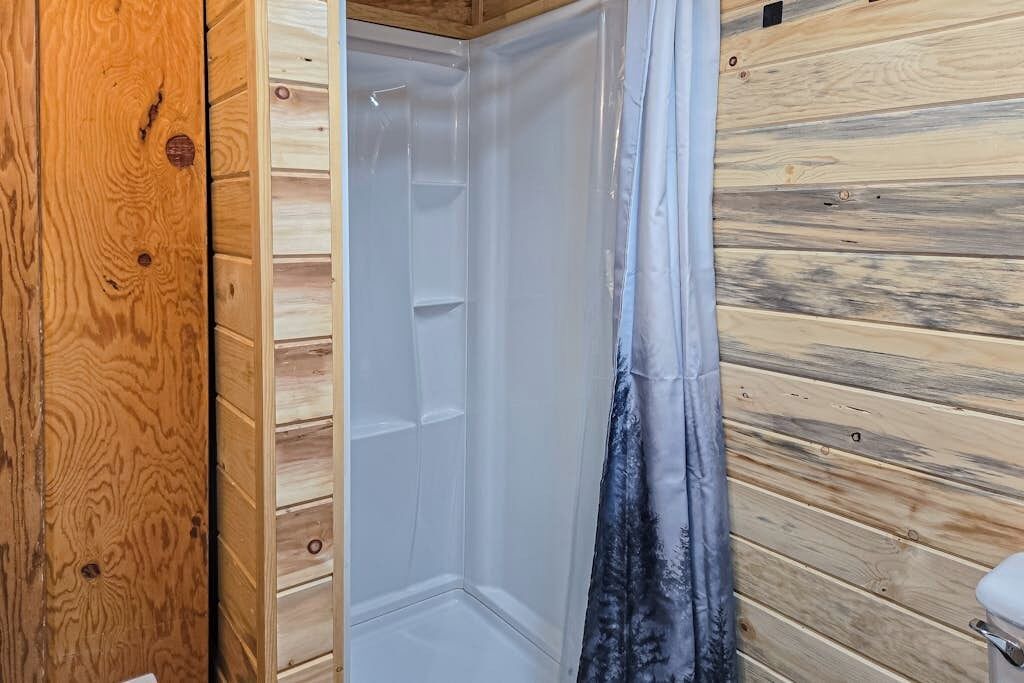 Photo of Bathroom in Alpine Village