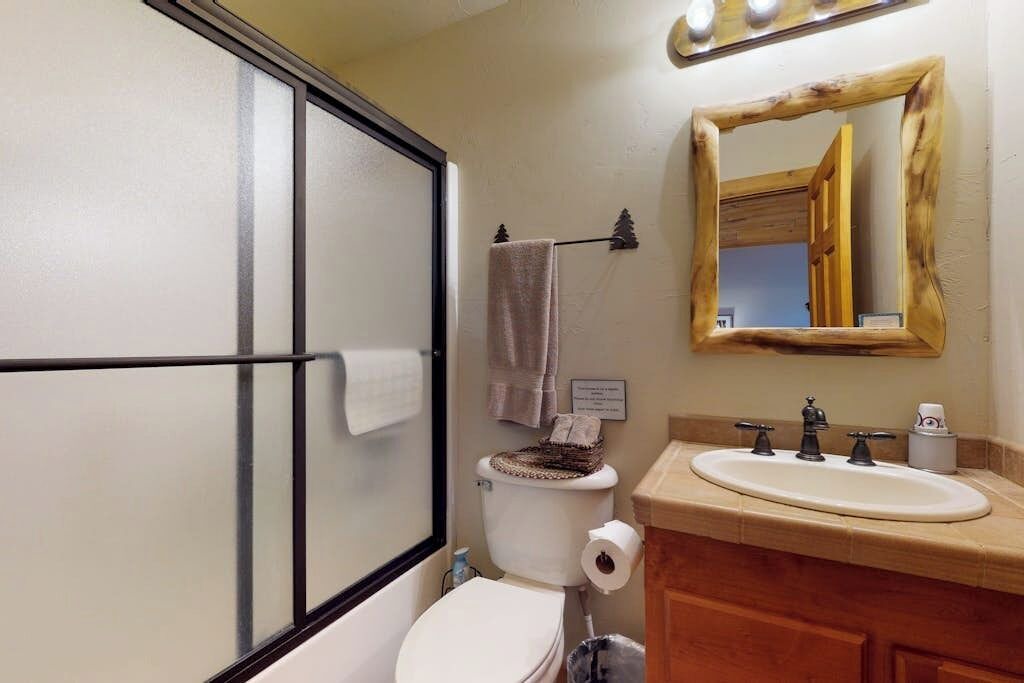 Photo of Bathroom in South Fork