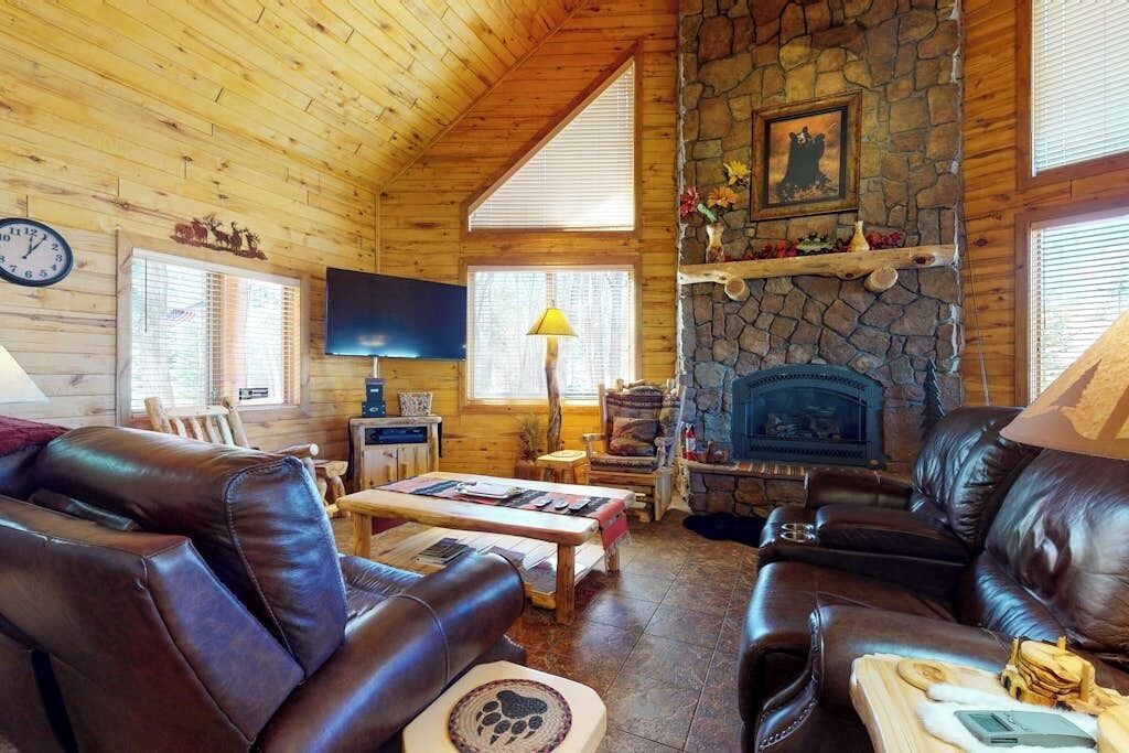 Photo of Livingroom in South Fork