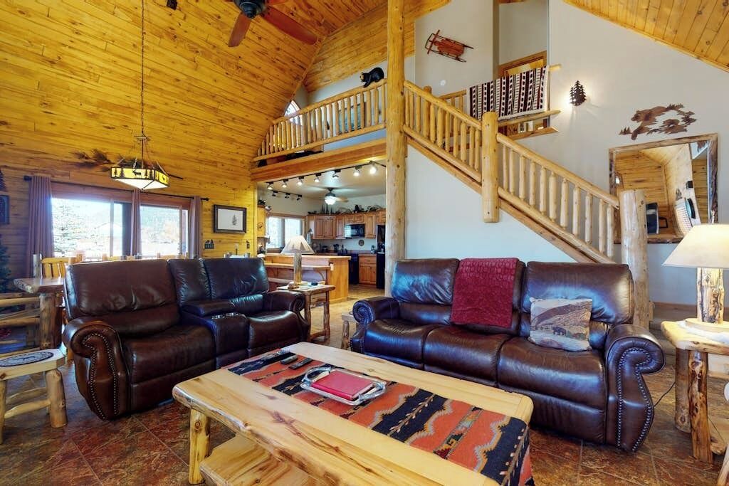 Photo of Livingroom in South Fork