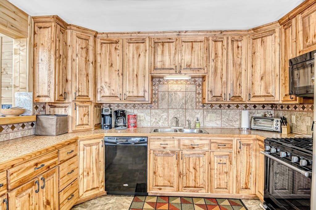 Photo of Kitchen in Alpine Village