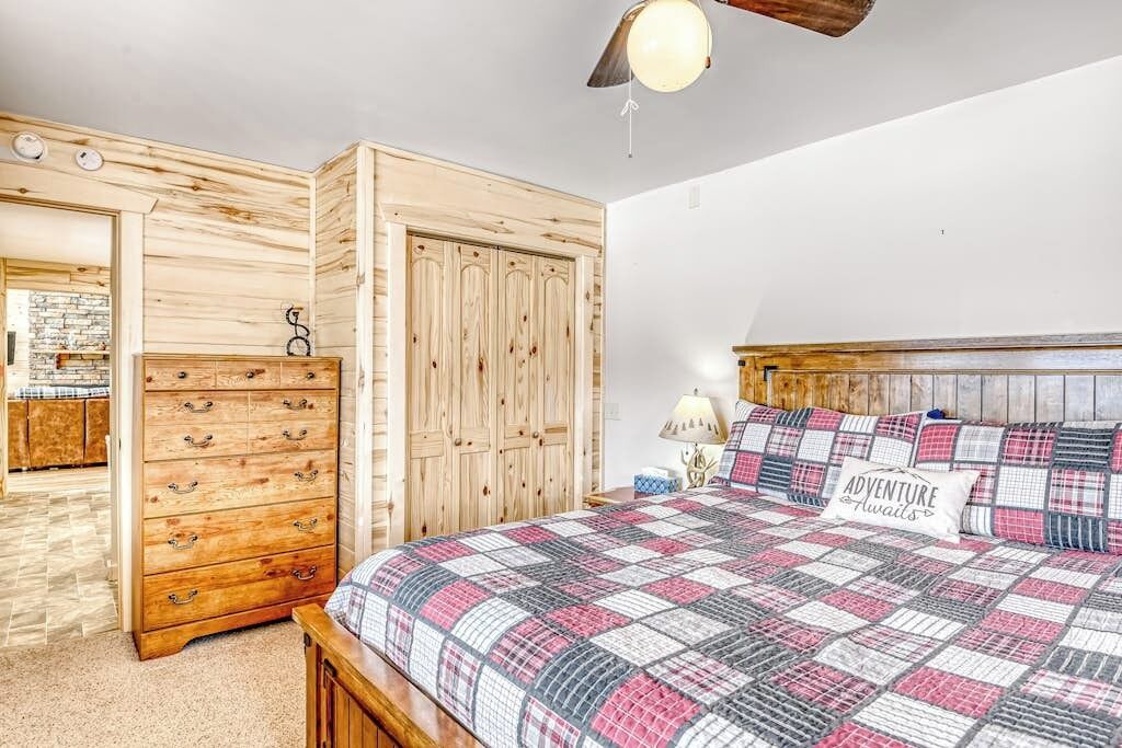 Photo of Bedroom in Alpine Village