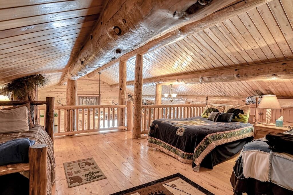 Photo of Bedroom in Alpine Village