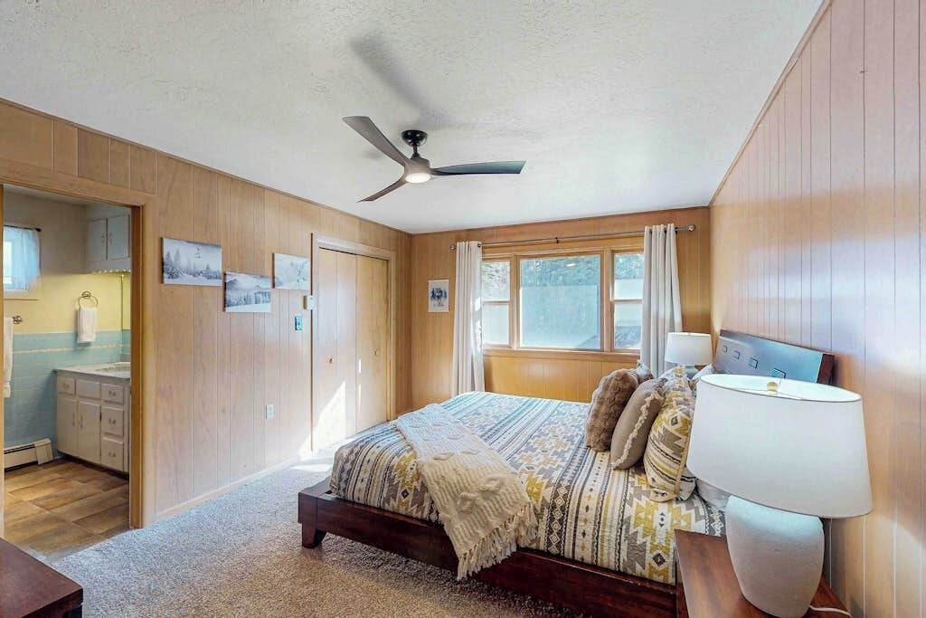 Photo of Bedroom in South Fork
