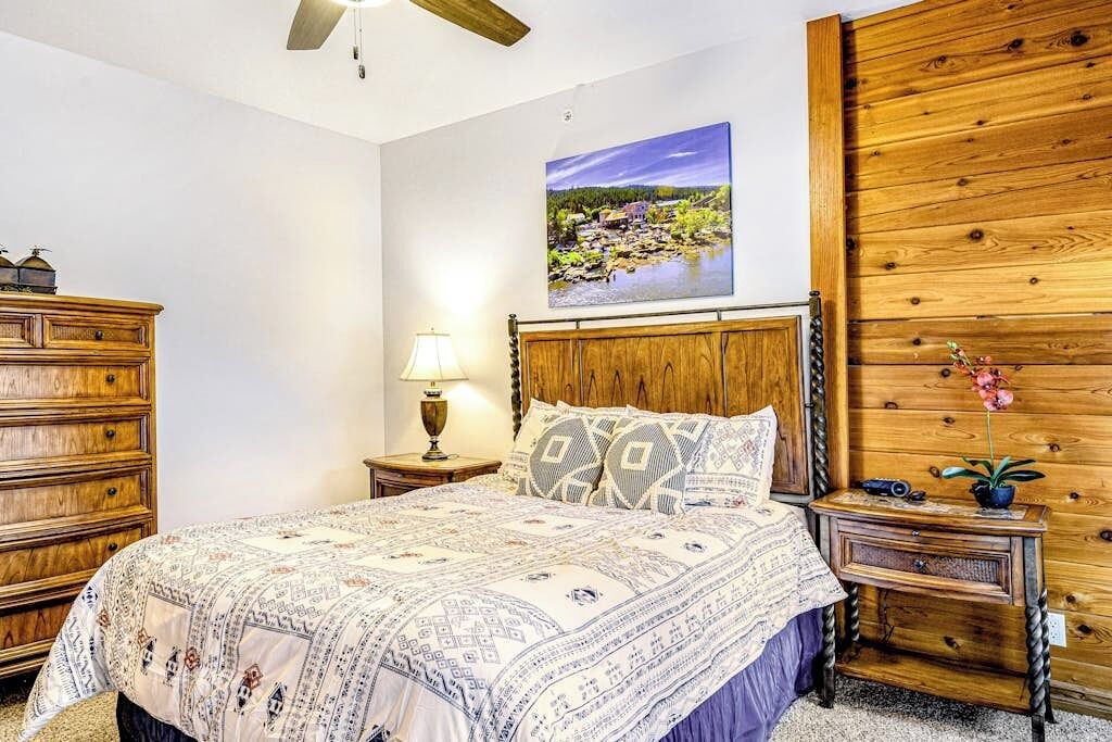 Photo of Bedroom in Pagosa Springs